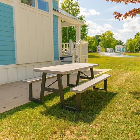 Sun Outdoors Petoskey Bay Harbor Exterior foto