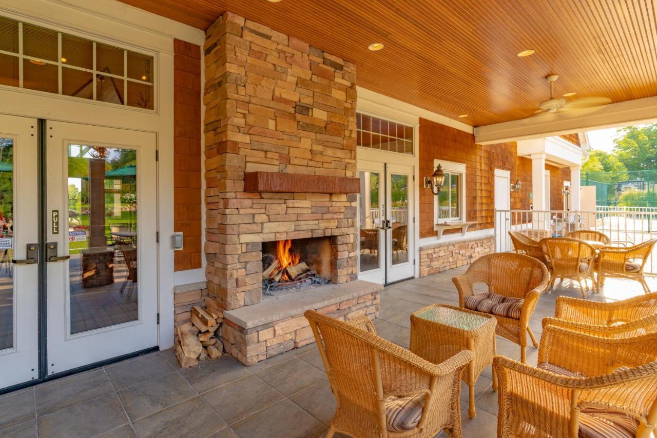 Sun Outdoors Petoskey Bay Harbor Exterior foto